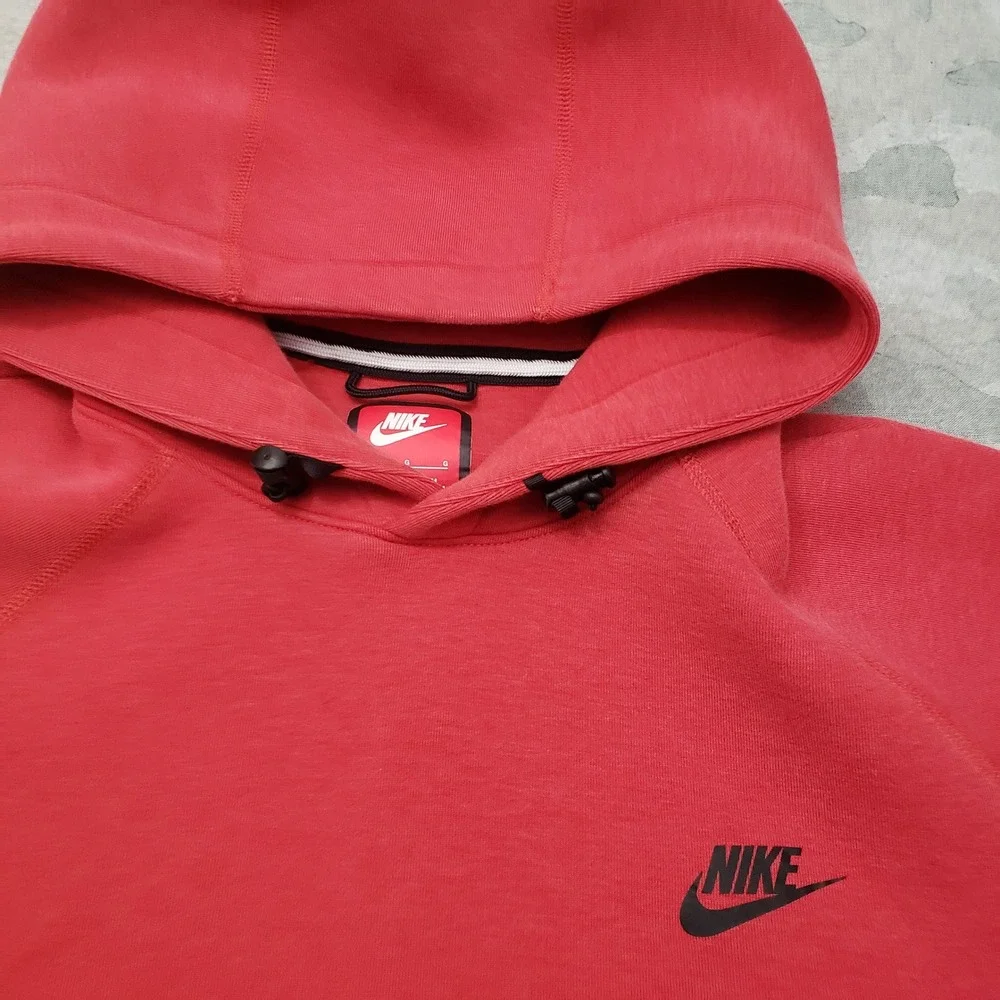 Nike Hoodie Women Large Red Tech Fleece Pullover Athletic Athleisure Gym Fitness